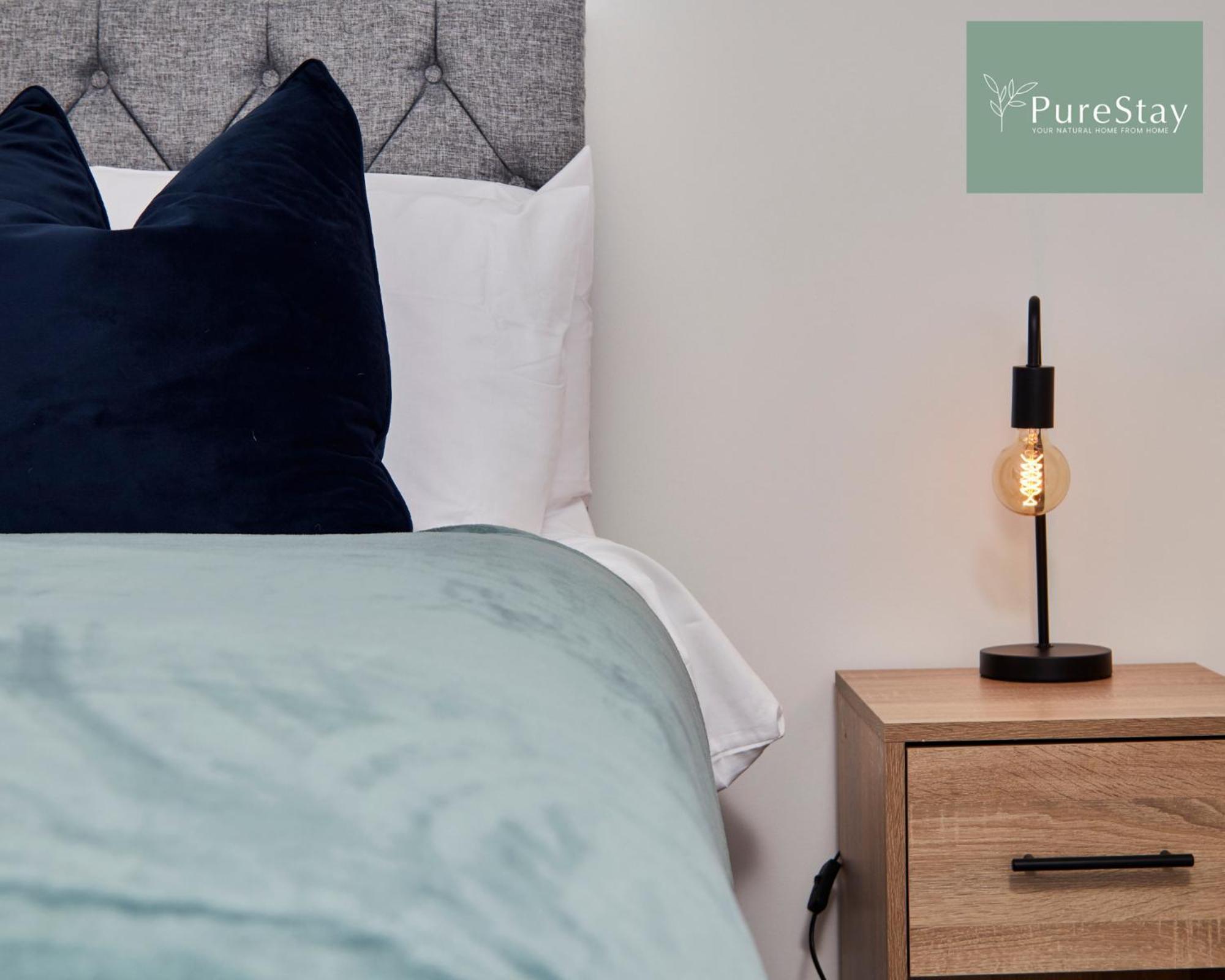 Beautiful Four Bed House By Purestay Short Lets & Serviced Accommodation Coventry With Parking Ngoại thất bức ảnh