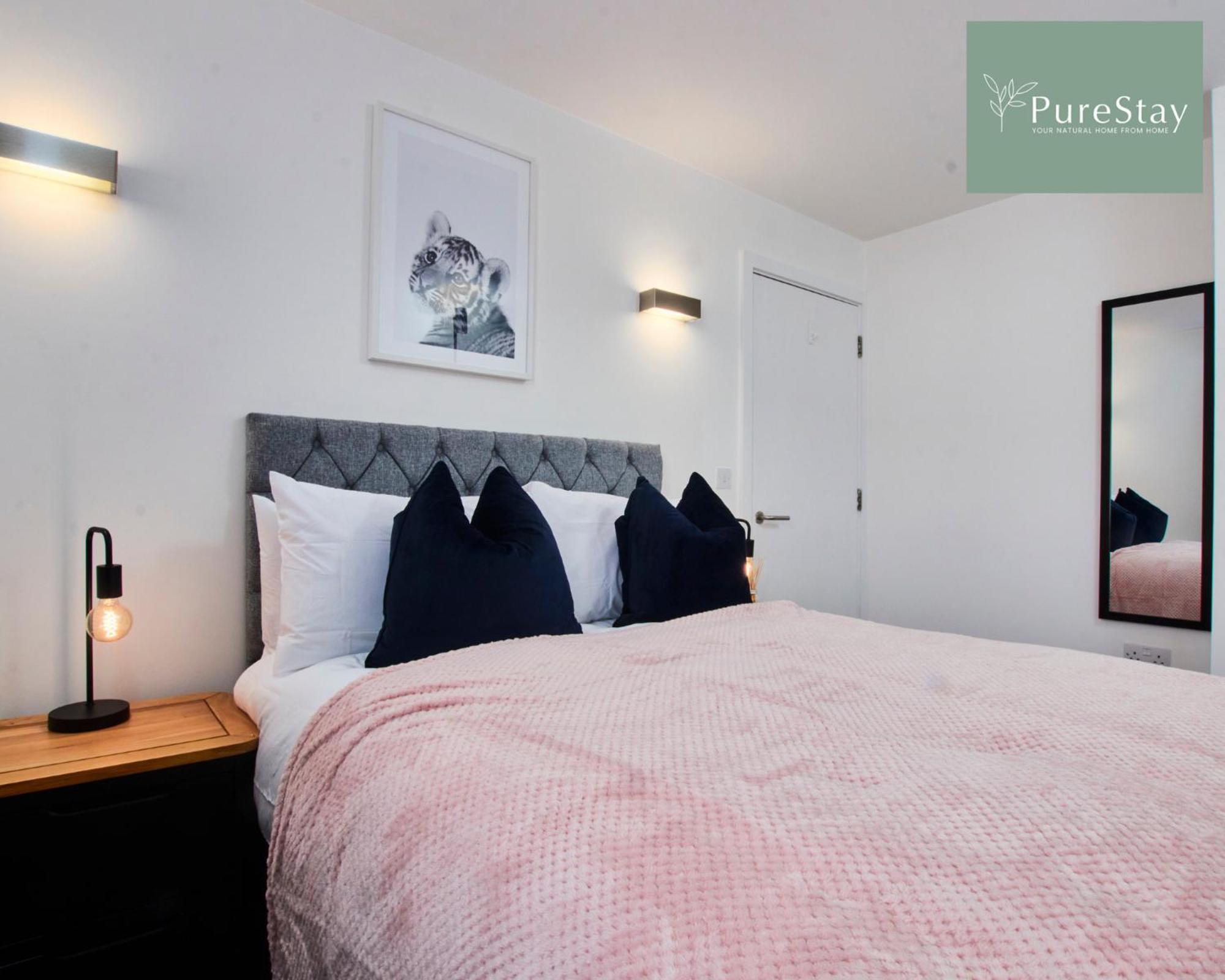 Beautiful Four Bed House By Purestay Short Lets & Serviced Accommodation Coventry With Parking Ngoại thất bức ảnh