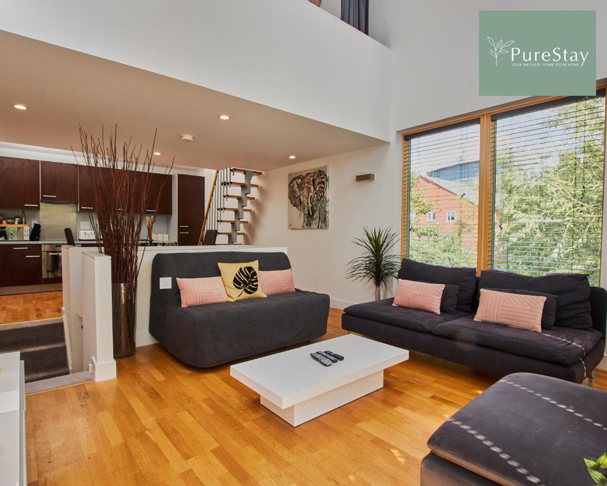 Beautiful Four Bed House By Purestay Short Lets & Serviced Accommodation Coventry With Parking Ngoại thất bức ảnh