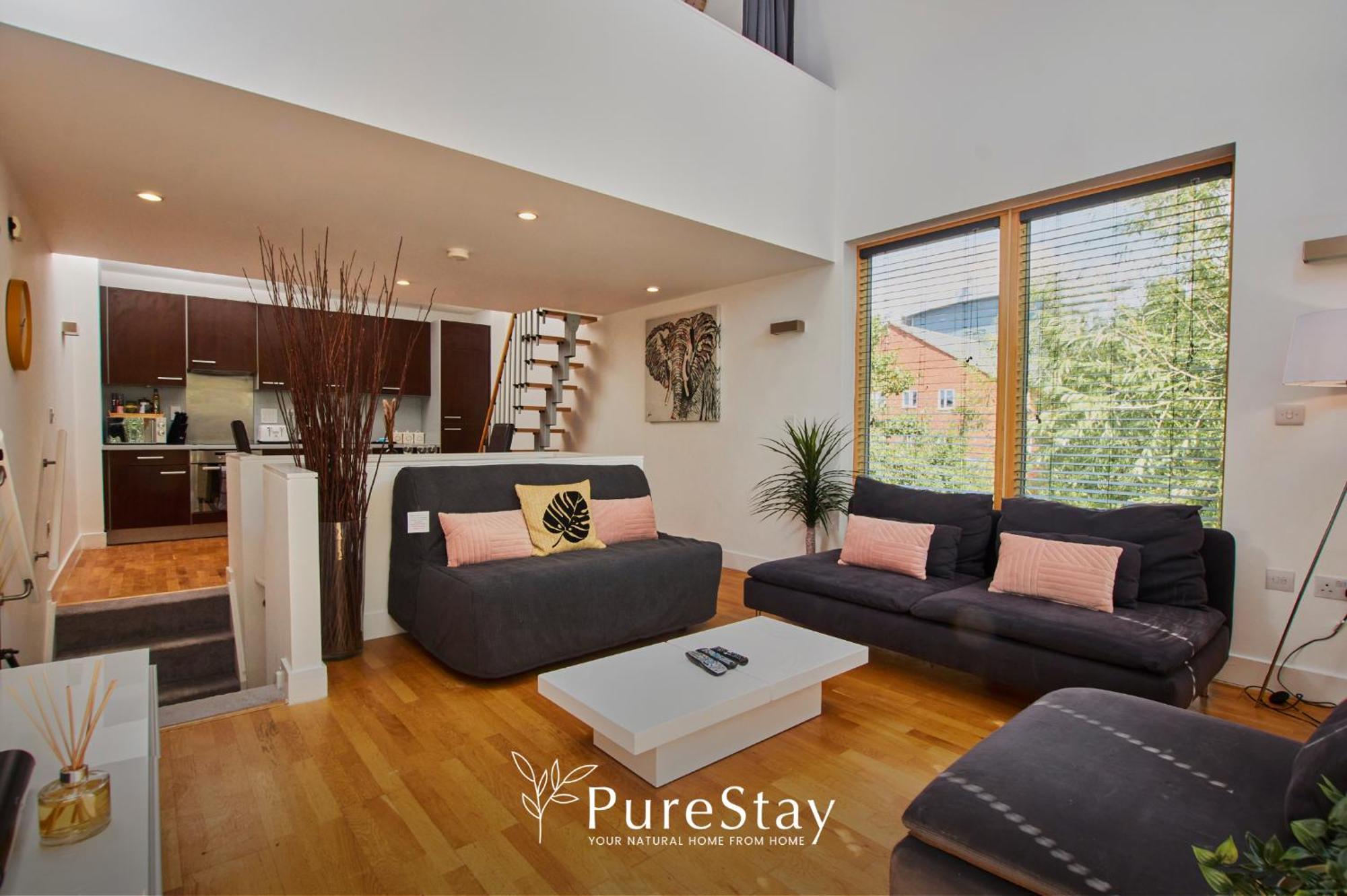 Beautiful Four Bed House By Purestay Short Lets & Serviced Accommodation Coventry With Parking Ngoại thất bức ảnh